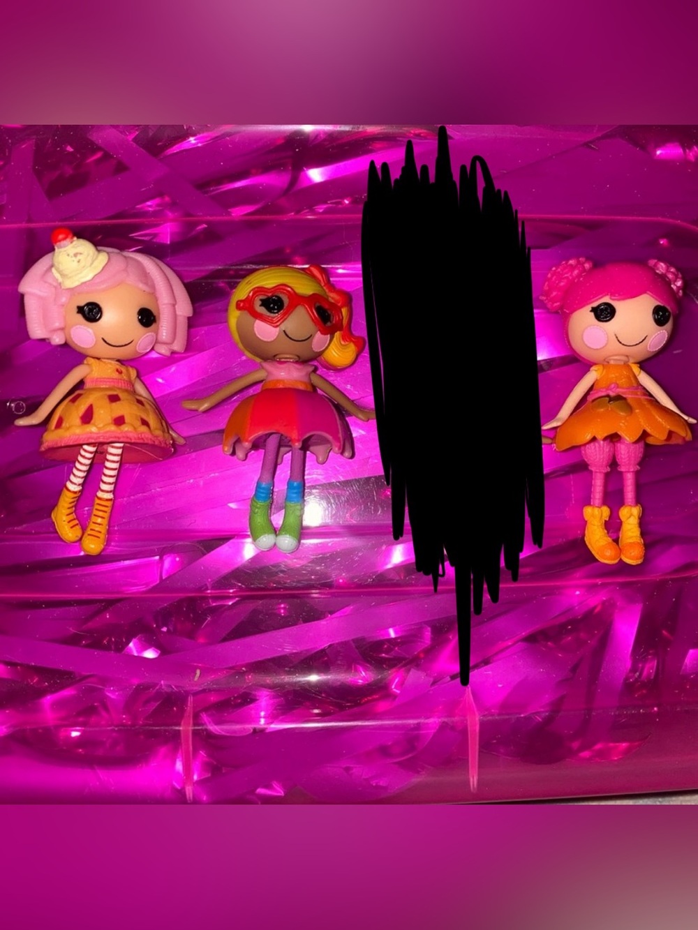 Lalaloopsy minis Super Silly Party play set with 8 dolls - Picture 8 of 9